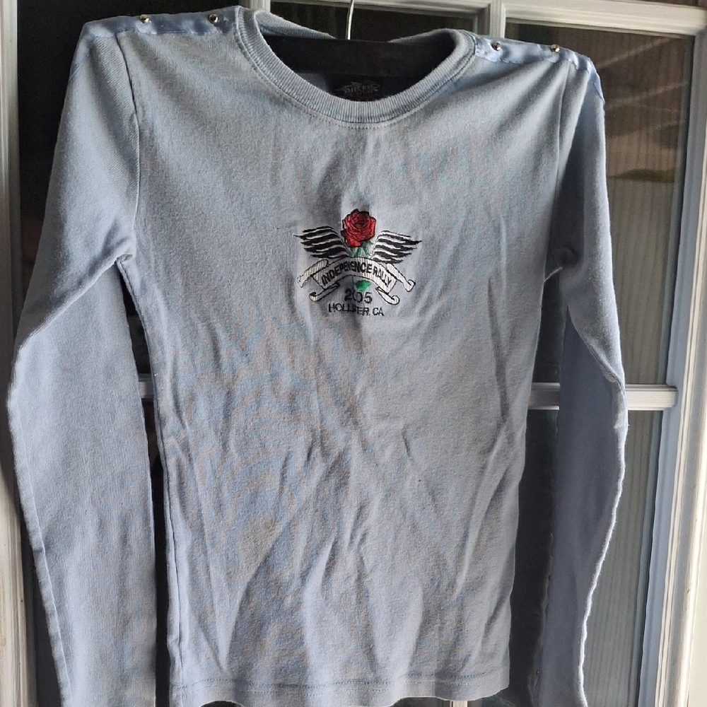 Women's Light Blue Long Sleeve Tee with Embroidered Rose